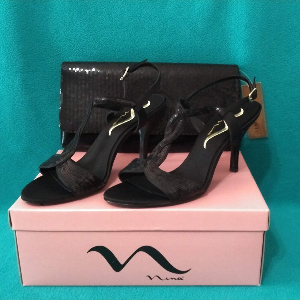 Nina sandals & clutch